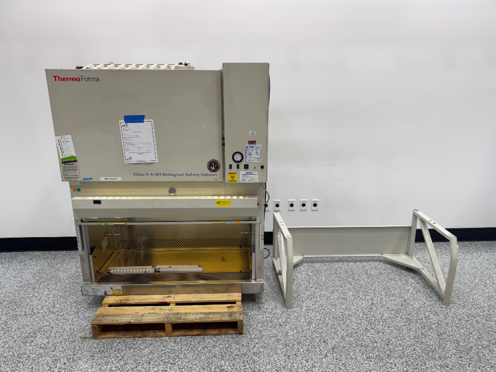 Image of Thermo Forma Class II A/B3 4' BioSafety Cabinet